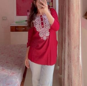Elegant Red Embroidered Kurta