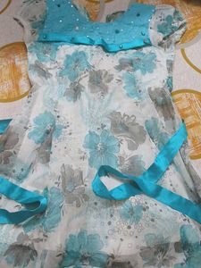 Beautiful Floral Print Ethnic Gown