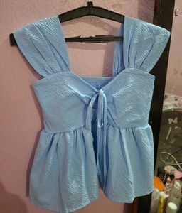 baby blue top