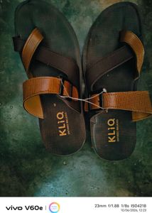 Kliq Men's Casual Sandals😍💛🧡