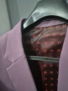 Mauve Blazer - Perfect for Any Occasion