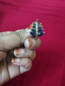 Elegant Leaf Design Blue Stone Earrings