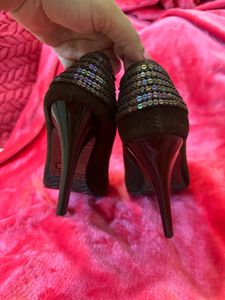 Chic Heels with glitter