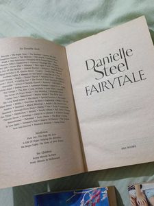 Collection of Danielle Steel books