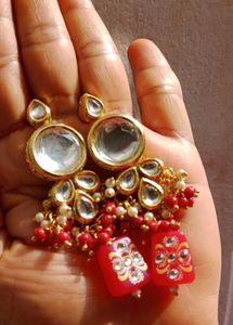 Stunning Kundan Earrings And Choker necklace Set