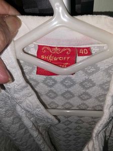 2 chikankari kurta m size once worn