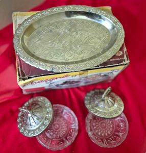 Elegant  &amp; Metal Gift Set