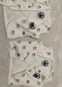 Adorable Baby Bodysuits "Love Dad &amp; Mum"