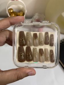 Elegant Gold Ombre Coffin Nails