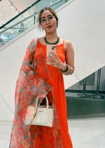 Sleeveless Long Gown With Organza Dupatta