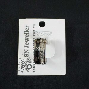 SN Jewellery Roman Numeral Ring