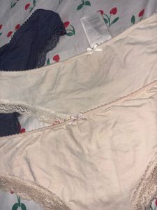 H&amp;M Lace Trim Briefs Set