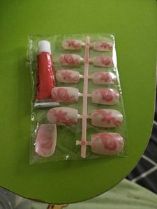 Pretty Pink Floral Press-On Nails