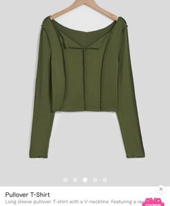 Green crop top