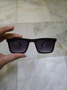 Stylish Black Square Sunglasses