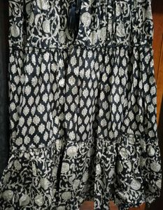 Elegant Black &amp; Gold Printed Maxi Dress
