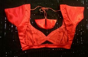 deep neck blouse non padded