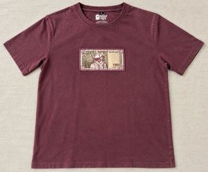 Unique Graphic Print T-Shirt Size S