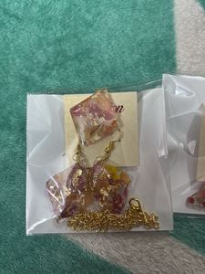 Handmade Floral Resin Earrings  necklace setJewelr