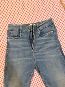 Light Wash Denim Jeans ZARA