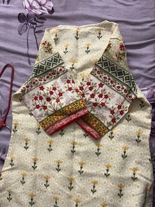 Elegant Printed Kurta with Floral Embroidery
