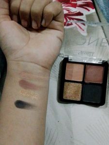 Glam21 Eyeshadow Palette