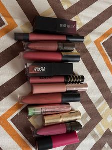Assorted Lipsticks - Multiple Shades of mauve, pin