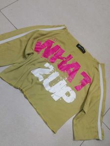 Graphic Print Cropped Top