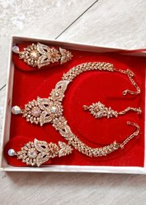 “Women’s Rhinestone Jewellery Set | Necklace, Earr