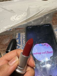 MAC Amplified Creme Lipstick - Dubonnet