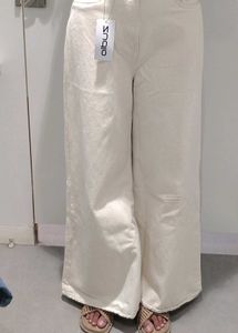 Zudio Cream Wide-Leg jeans