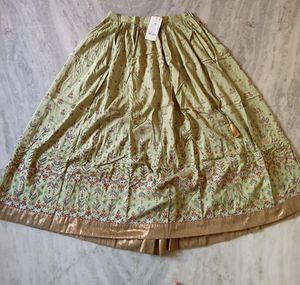 Elegant Floral Ethnic Skirt