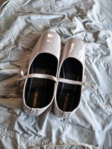 Ballet Flats with Ankle Strap