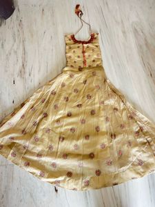 Elegant Embroidered Salwar Kameez