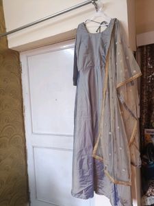 Flare Suit With Beautiful Golden Chuni(Unused)