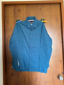 Tommy Hilfiger Men's Blue Shirt