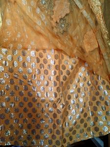 Gowns , For donetion
