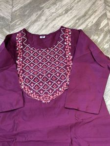 Elegant Purple Embroidered Kurta