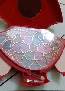 Makeup Kit