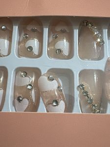 Bebo Nail French Tip Press On Nails