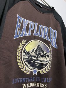 M size printed Pullover sweatshirt