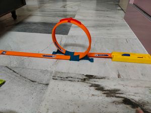 Hot Wheels Turbo Twister
