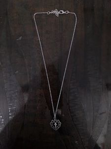 🕷Gothic Emo Cross Heart Necklace