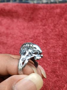 Alien Facehugger Ring