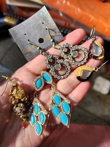 4 Earrings Combo