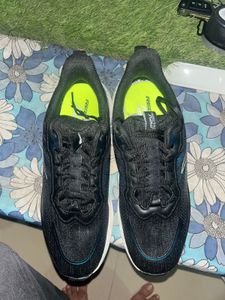 Red Tape Athleisure Shoes