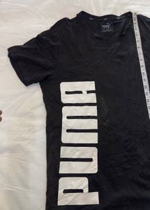 Puma men's black T-shirt