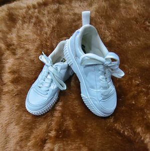 ZARA kids White Lace-Up Sneakers for girls