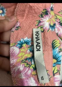Made in Pakistan khaadi Chic Floral V-Neck Tunic