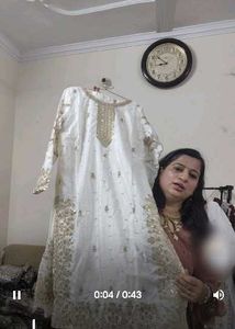Elegant White &amp; Gold Embroidered Kurta Set